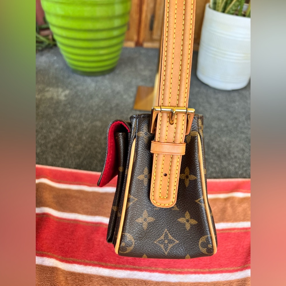 🔥🔥Louis Vuitton Viva Cite🔥🔥 - Picture 8 of 16